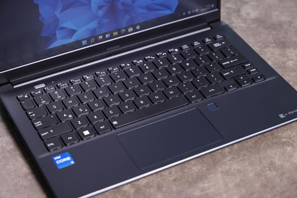 dynabook EX30L-K轻薄本评测