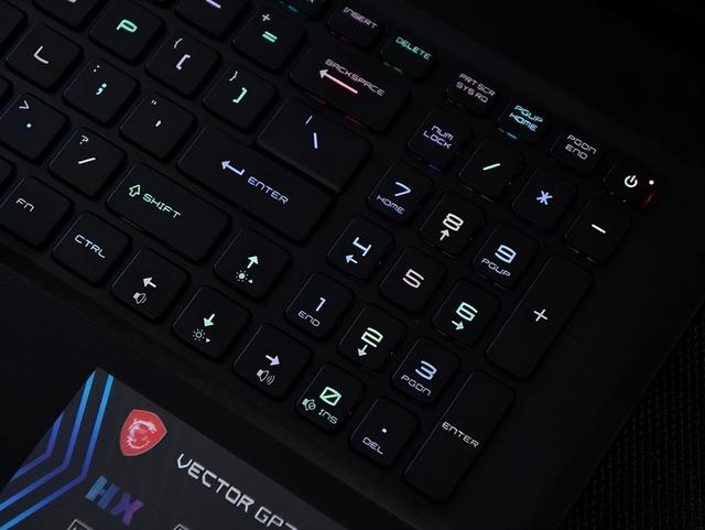 微星冲锋坦克Pro GP76 HX评测
