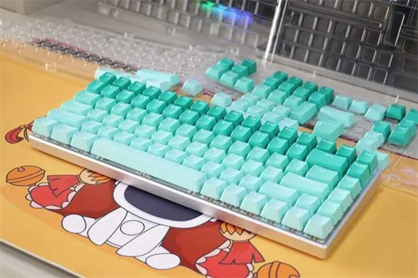 欧希德渐变键帽变装键盘评测