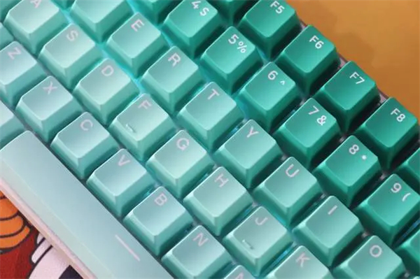 欧希德渐变键帽变装键盘评测