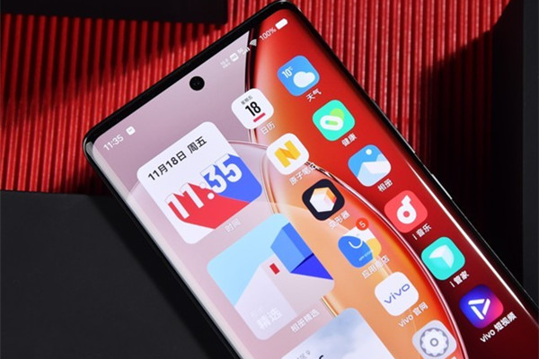 vivox90pro是曲面屏吗
