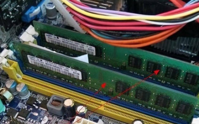 win10频繁死机蓝屏的原因