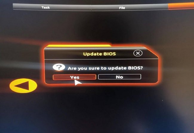 技嘉主板刷bios教程