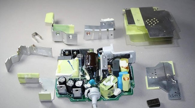 苹果电脑充电器是什么接口