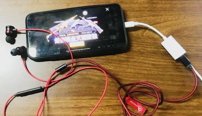 耳机电流声怎么消除
