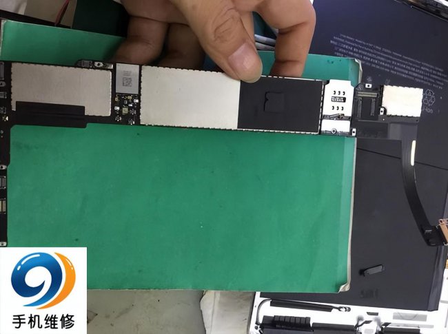为什么平板突然充不进去电了电流低