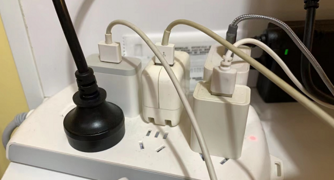 苹果充不进电怎么回事
