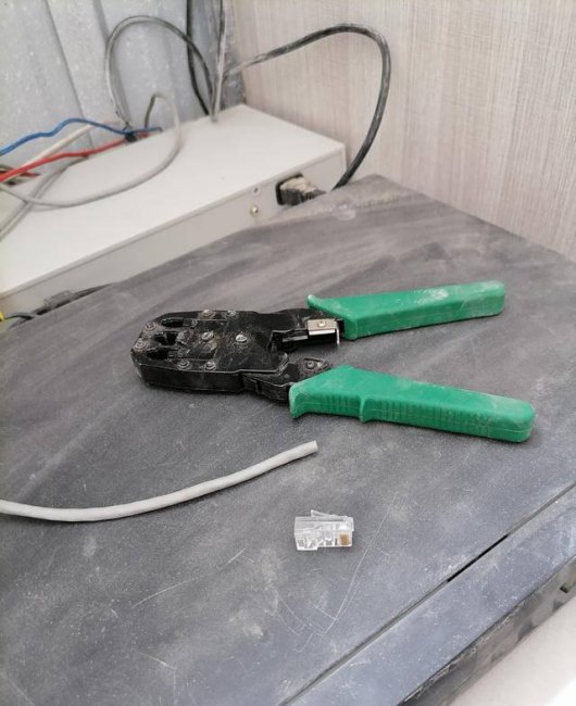 怎么安装监控设备连接手机