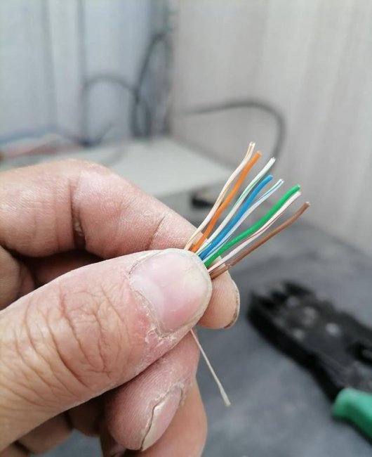 怎么安装监控设备连接手机