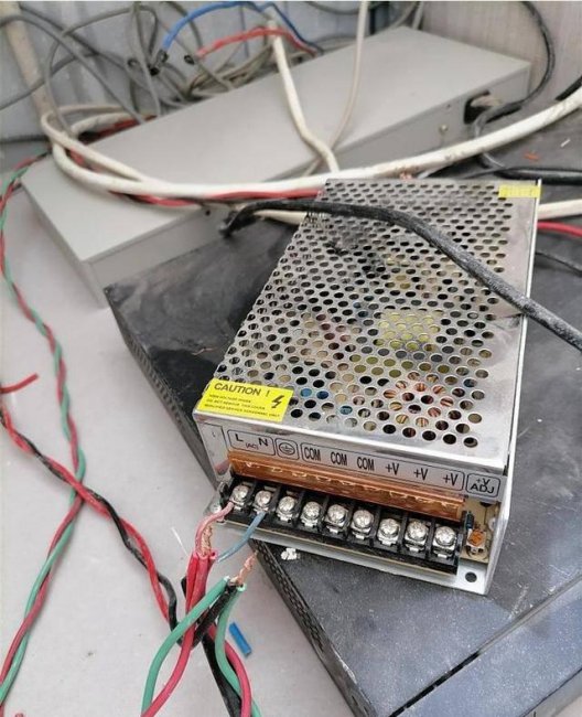 怎么安装监控设备连接手机