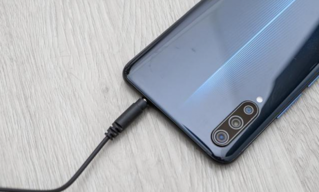 为什么耳机总是坏一边的声音