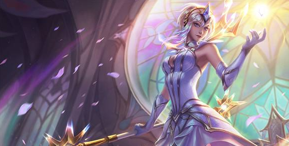 最新lol光辉女郎出装顺序
