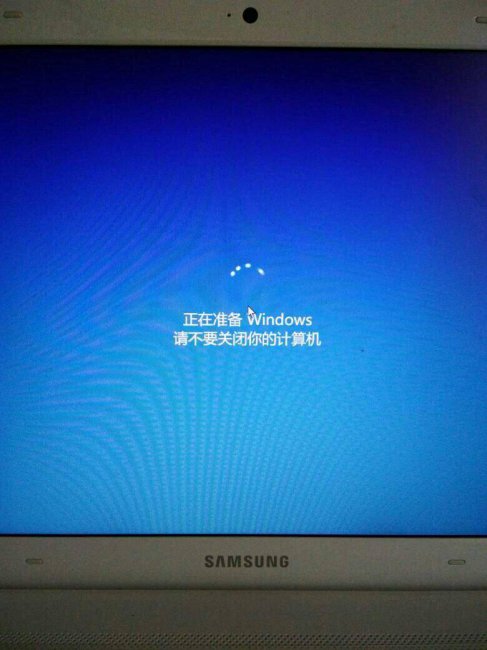 如何关闭win10自动更新提示