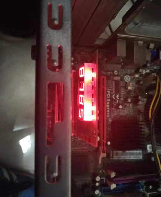 电脑用一会就自动关机是什么原因