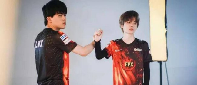 lol职业选手排行榜在哪里看