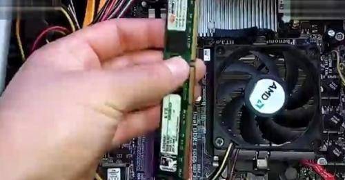 电脑内存条的作用和功能有哪些