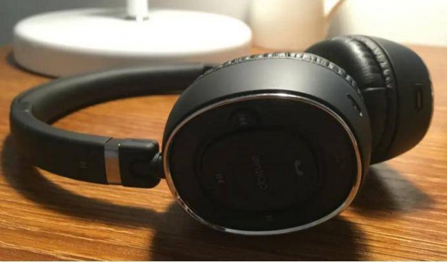 win10麦克风耳机二合一怎么插
