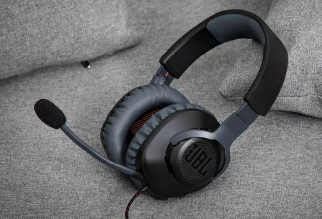 win10麦克风耳机二合一怎么插