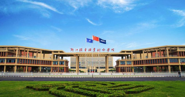 全国职业院校排名前十