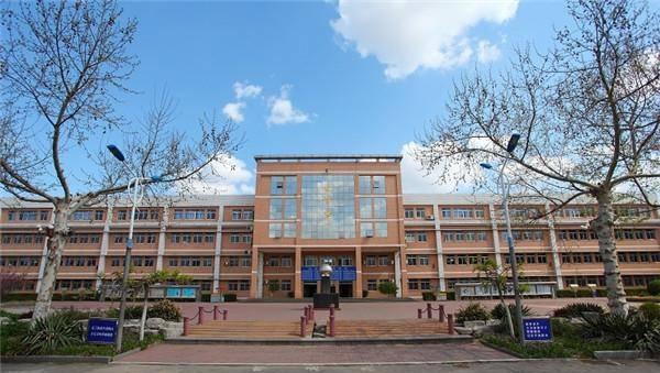 济南十大重点高中排名分数