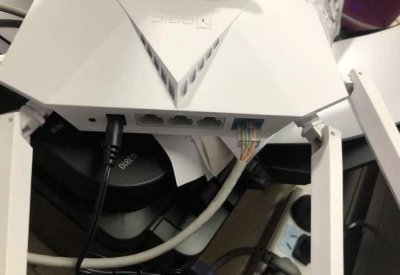 电脑怎样设置路由器连接网线 路由器与电脑主机连接教程