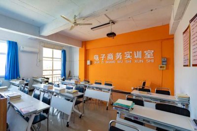 中专毕业了想读大专怎么报 大专报名入口官网