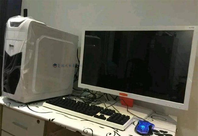 电脑玩游戏卡顿不流畅是什么原因