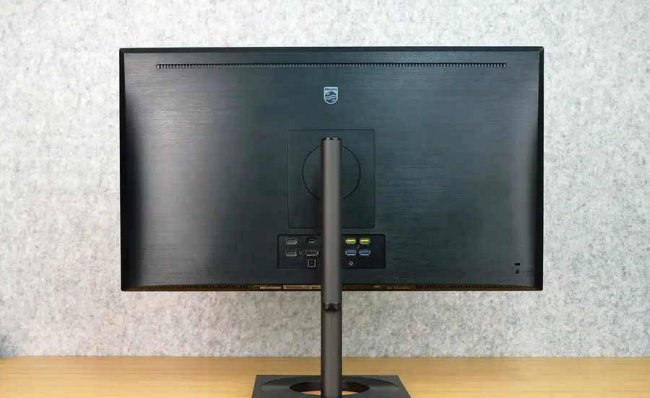 电脑突然死机后无法开机黑屏
