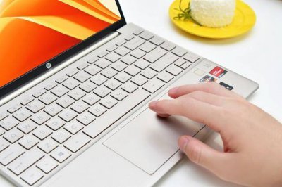 电脑一键锁屏快捷键是什么样的 桌面屏幕已锁定解除方式