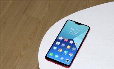 vivoz1手机壳和哪个型号的通用的 iQOOz1和z1x手机壳的区别
