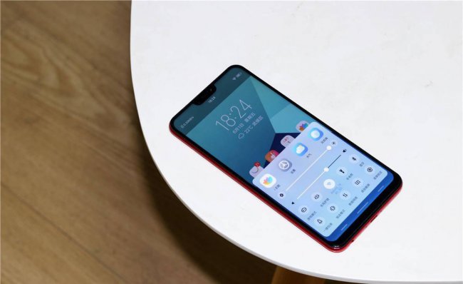 vivoz1手机壳和哪个型号的通用的