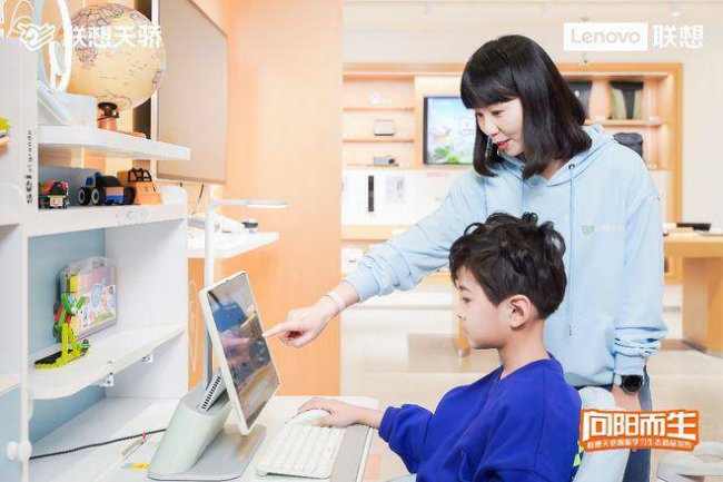 联想天骄触屏笔记本电脑怎么样
