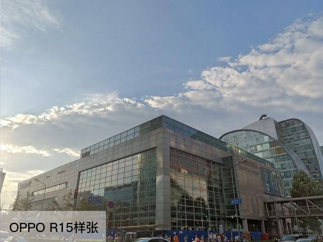 oppor17后置摄像头像素多少