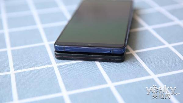 坚果pro2和pro2s区别外观哪个好
