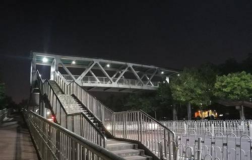 华为nova5i充电器多少瓦