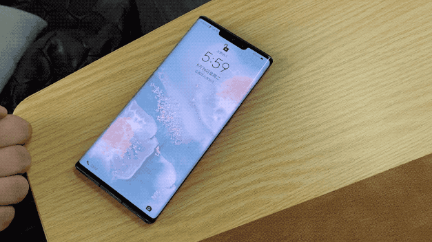 mate30是曲面屏吗