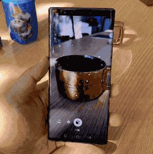 mate30是曲面屏吗