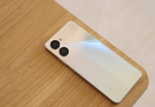 实体店最便宜的智能手机是多少元