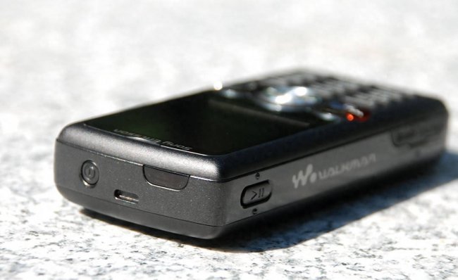 索尼w810语言系统