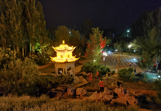 荣耀x10屏幕总成哪个牌子好
