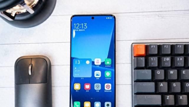 小米10pro是什么屏幕材质