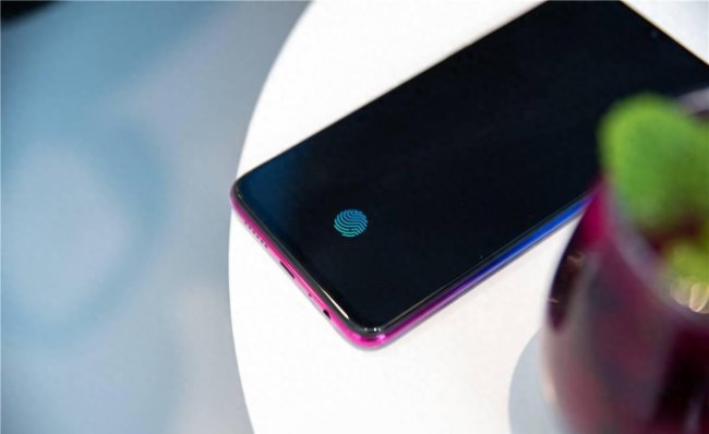 oppor17手机黑屏了怎么恢复正常