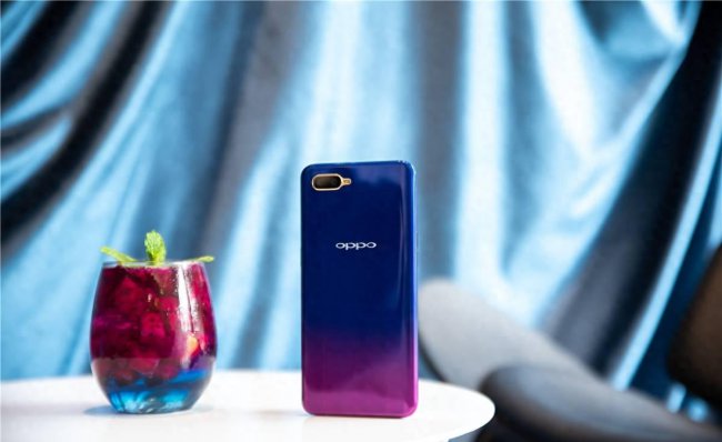 oppor17手机黑屏了怎么恢复正常