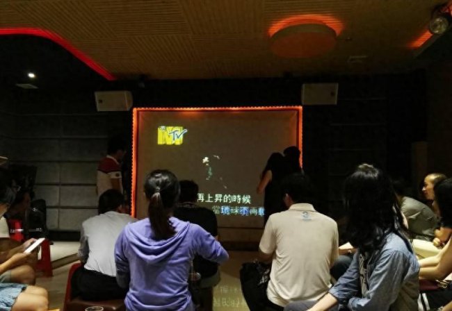 华为麦芒4充电功率多大