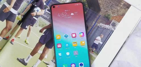 荣耀v20和荣耀x10哪个更好