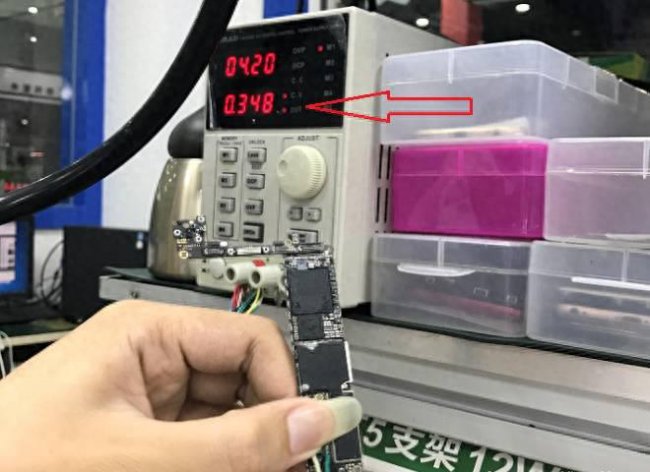 iphone手机突然黑屏开不了机怎么办