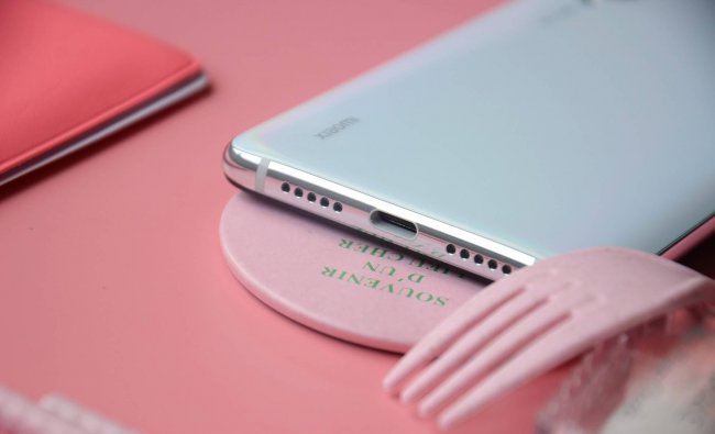 小米cc9怎么样加内存卡的