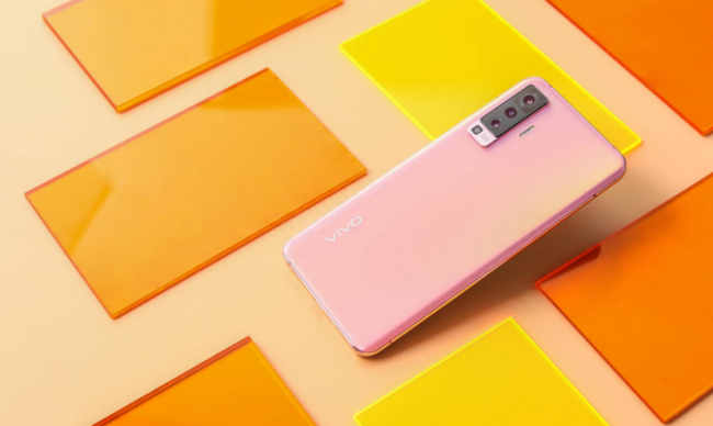 vivos7和x50哪个值得入手