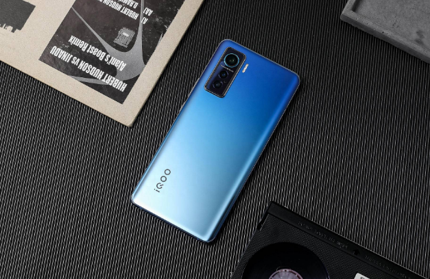 vivos7和x50哪个值得入手