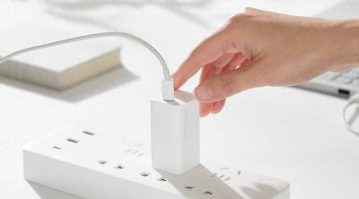 小米10充电器多少w快充 新手机第一次充电正确方法